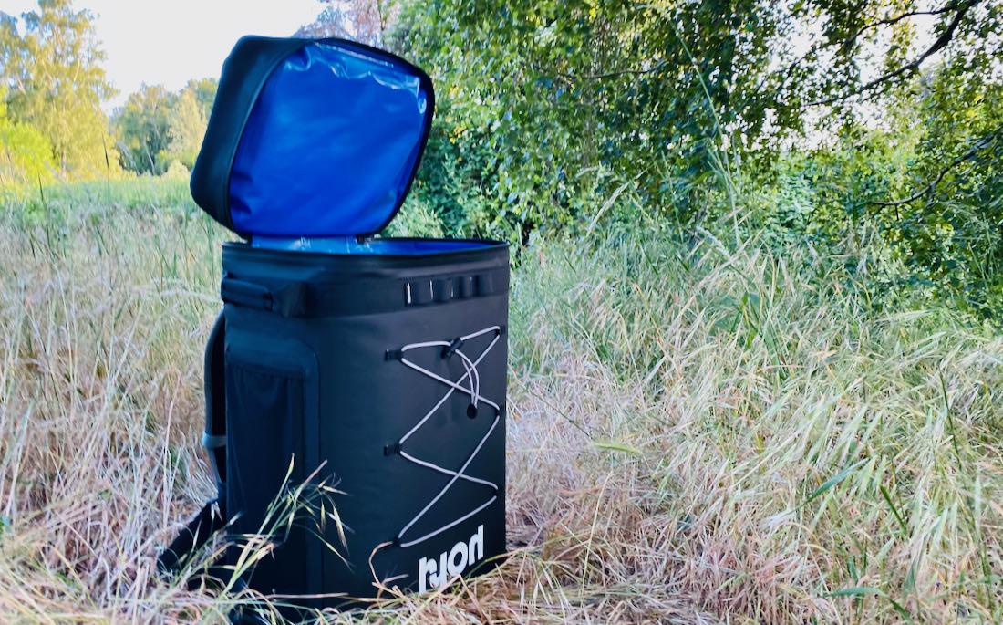 hyoh Kühlrucksack offen